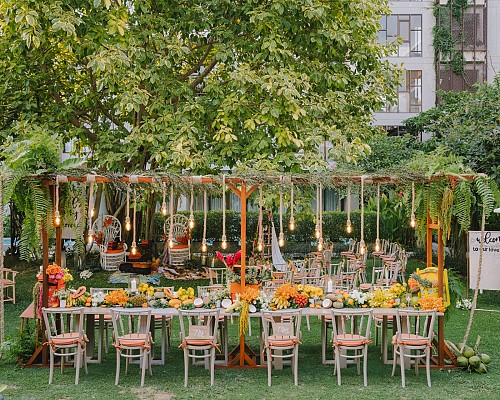 Wedding Bliss - In the garden