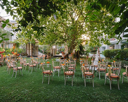 Wedding Bliss - In the garden